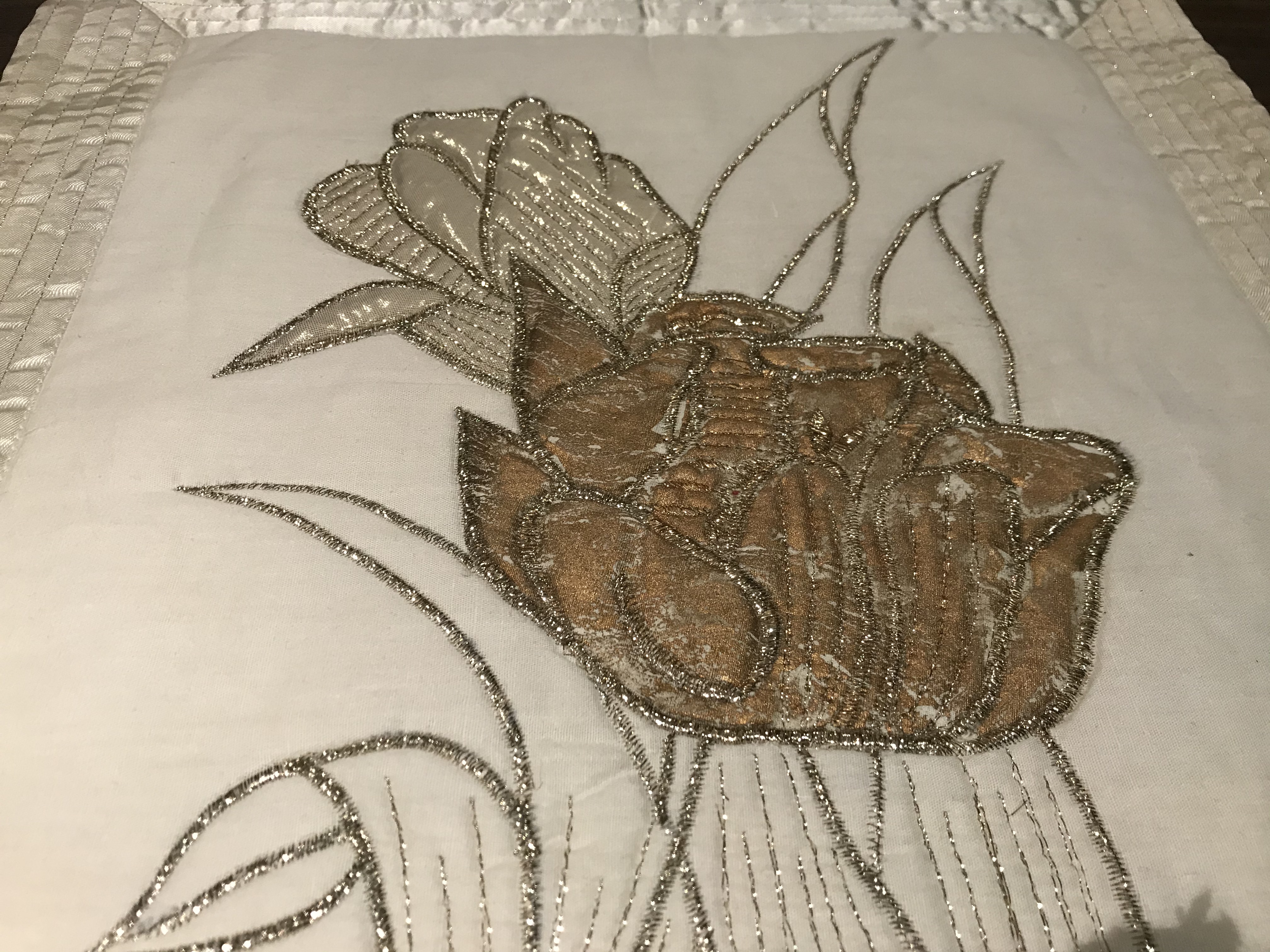 Cushion flower lotus design - Image 1