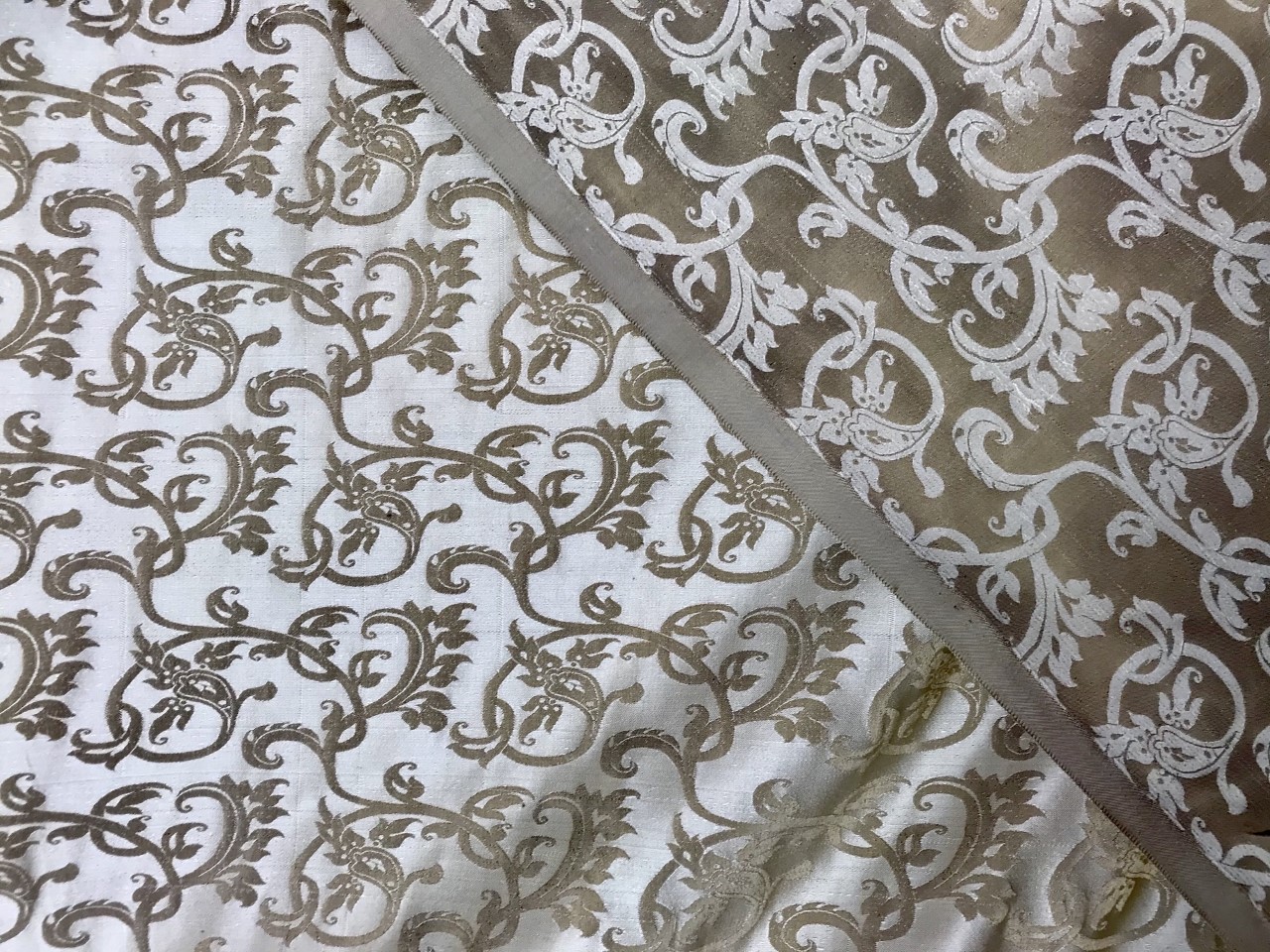 Anna Brocade - Image 1